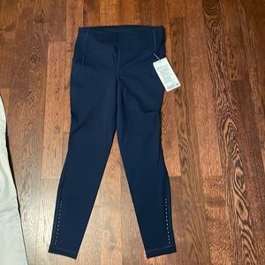 Women’s Lululemon navy leggings